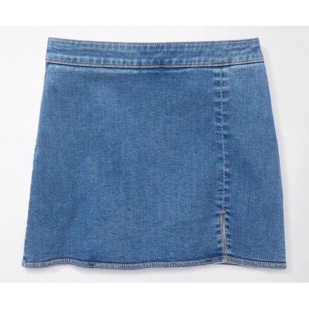 NWT American Eagle Outfitters Womens Size 18 AE Next Level Knit Denim Mini Skort